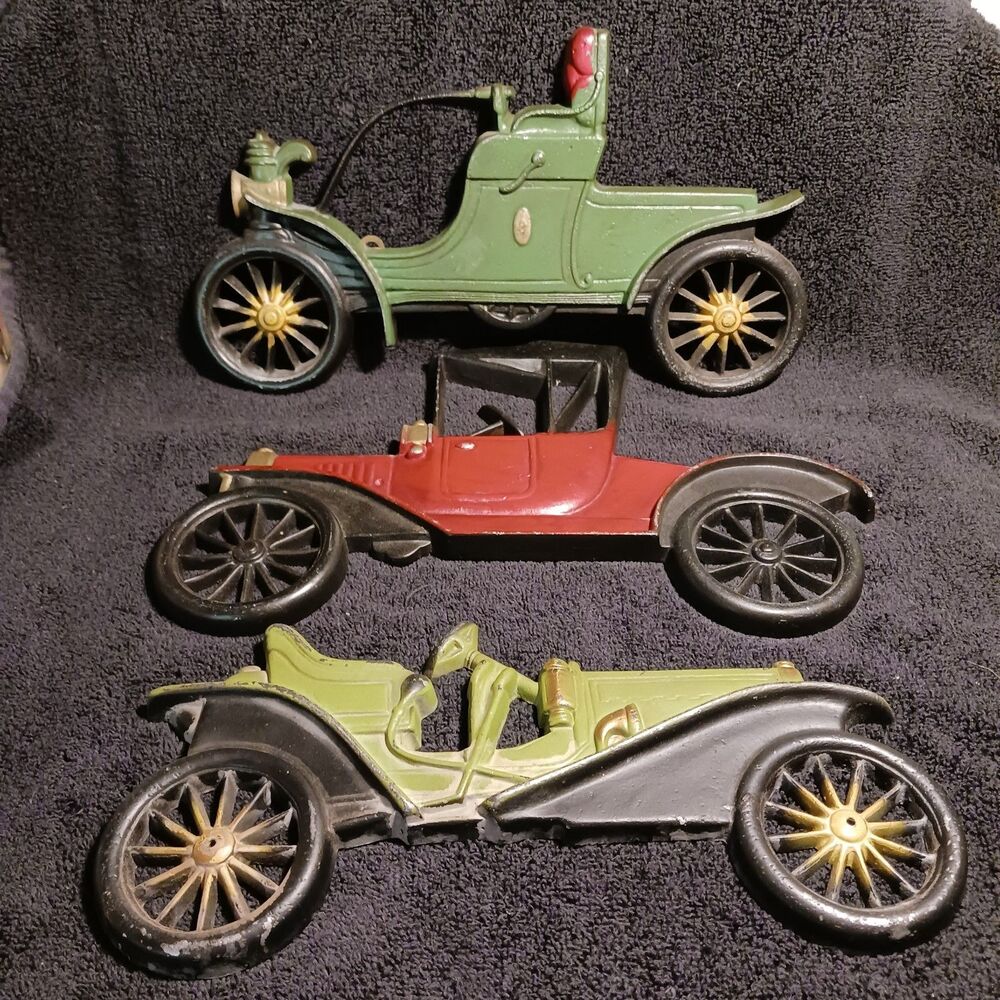 MIDWEST Cast Metal Antique Car Auto Wall Plaque Decoration Lot Of 3 Vintage